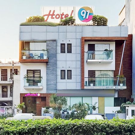 Hotel 91 Golf Course Road Gurgaon Zewnętrze zdjęcie
