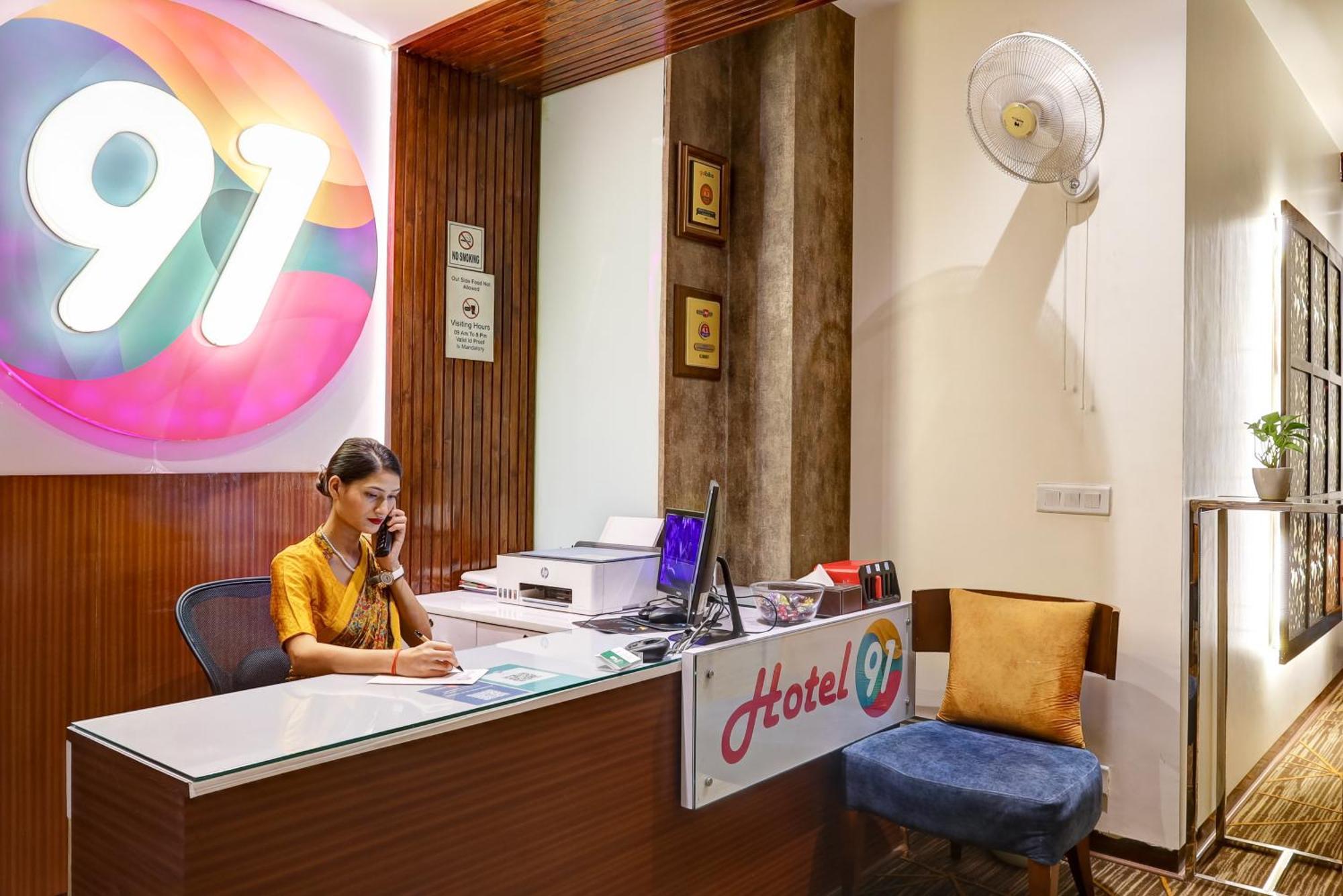 Hotel 91 Golf Course Road Gurgaon Zewnętrze zdjęcie